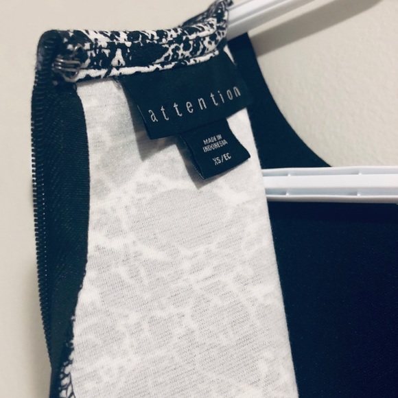 attention black + white sleeveless mini dress - Picture 7 of 9
